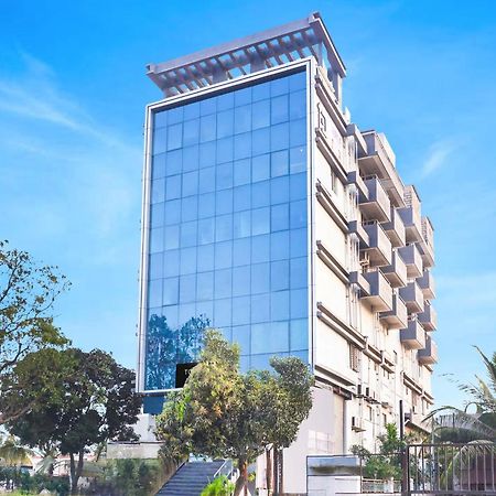 Super Townhouse Lohegaon Near Pune Airport Formerly Landmark Regency Lohogaon Extérieur photo